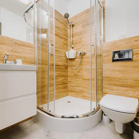 Obiekt Noclegowy Ocelot Ii * Pruszkow