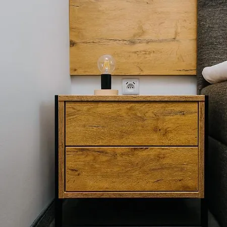 Obiekt Noclegowy Ocelot Ii *